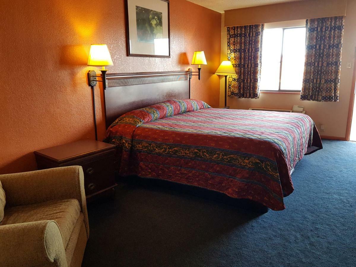 Budget Host Inn Eastland Eksteriør bilde
